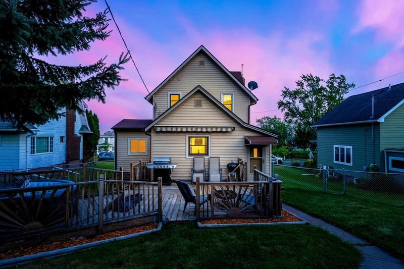 4125 W 6th St, Duluth, MN 55807