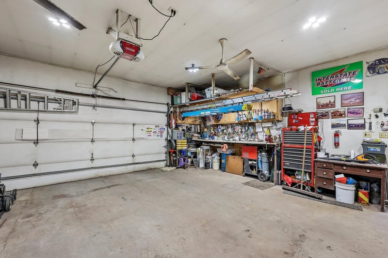 655 Simpson St, Saint Paul, MN 55104