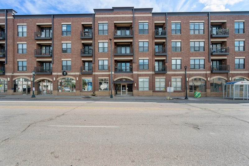 15 E Franklin Ave #210, Minneapolis, MN 55404