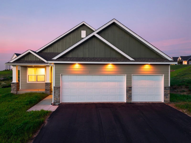 530 Sienna Dr, Watertown, MN 55388