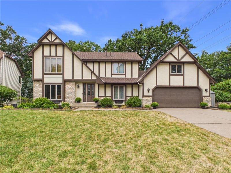 4195 Norma Ave, Arden Hills, MN 55112
