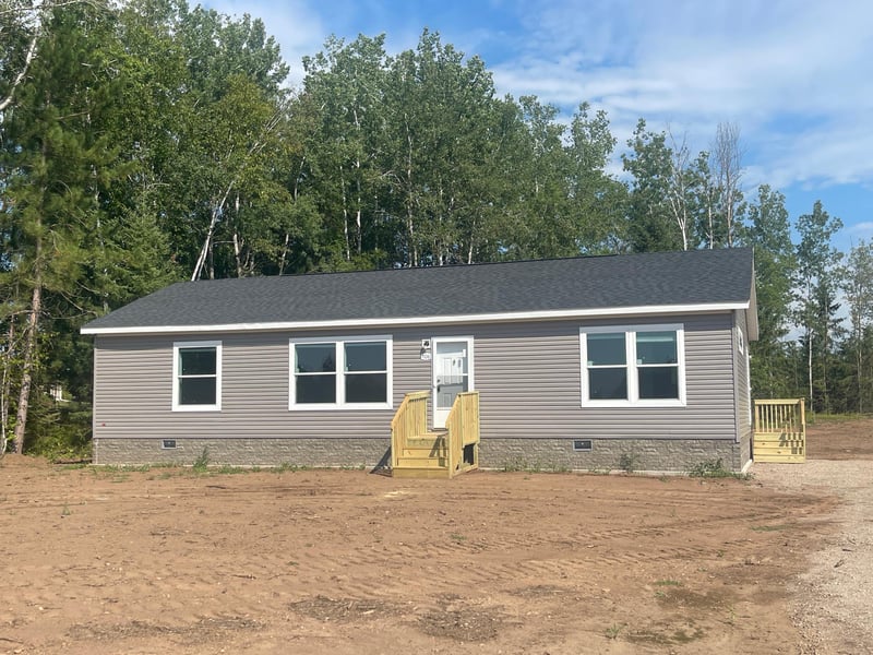 106 Eagle Dr, Sandstone, MN 55072