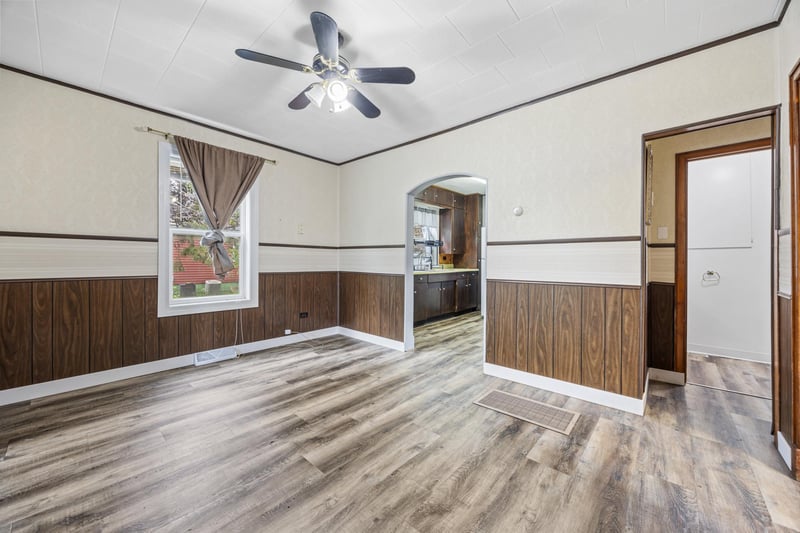 306 S 2nd St W, Ada, MN 56510