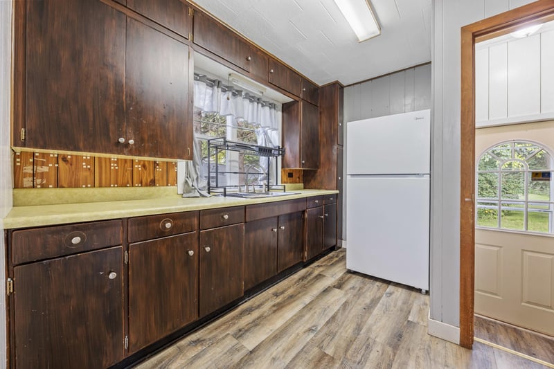 306 S 2nd St W, Ada, MN 56510