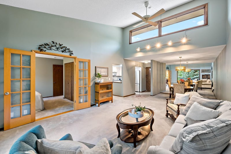 12600 Parkwood Dr #316, Burnsville, MN 55337