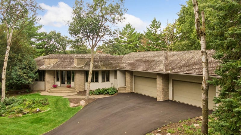 15300 Wild Wings, Minnetonka, MN 55345