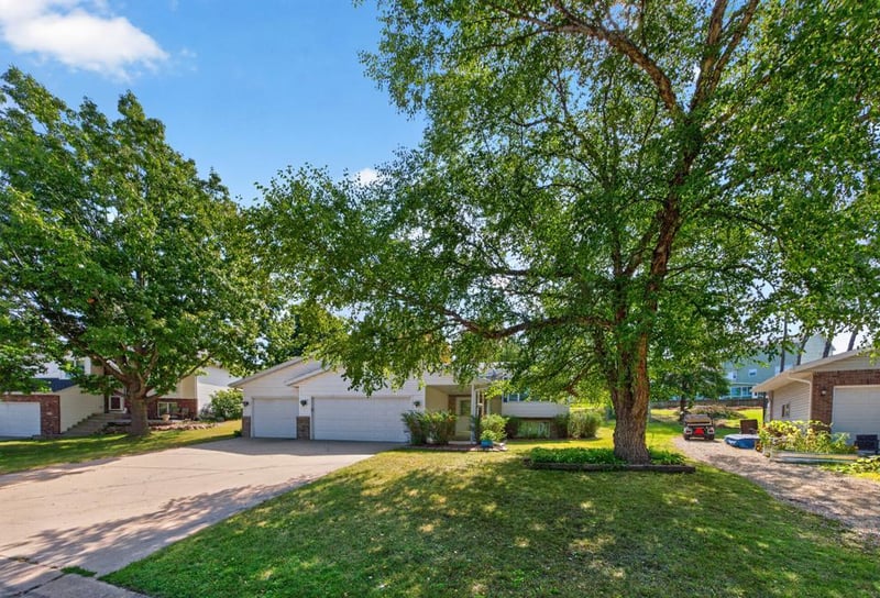 316 11th St NW, Byron, MN 55920
