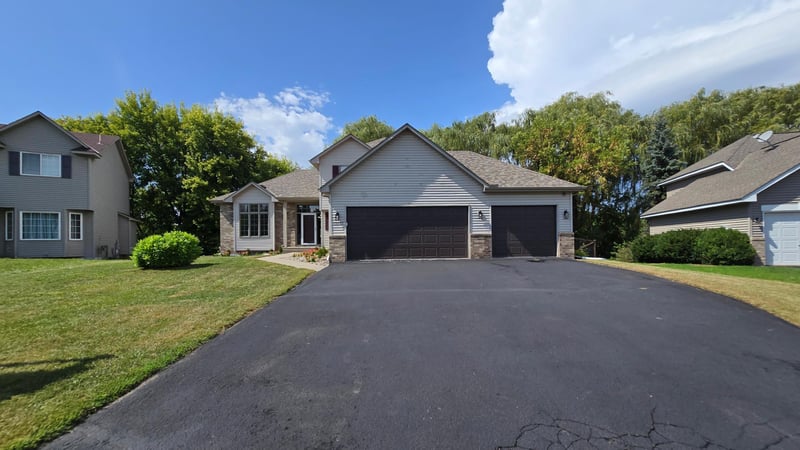 13992 W Virginia Ave, Savage, MN 55378