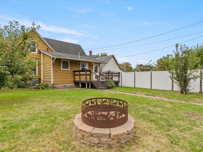 1505 Pine St, Brainerd, MN 56401