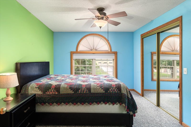 306 S Sheridan St, Houston, MN 55943