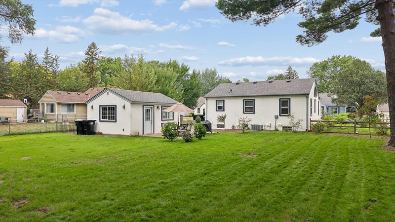 826 Cross St, Anoka, MN 55303