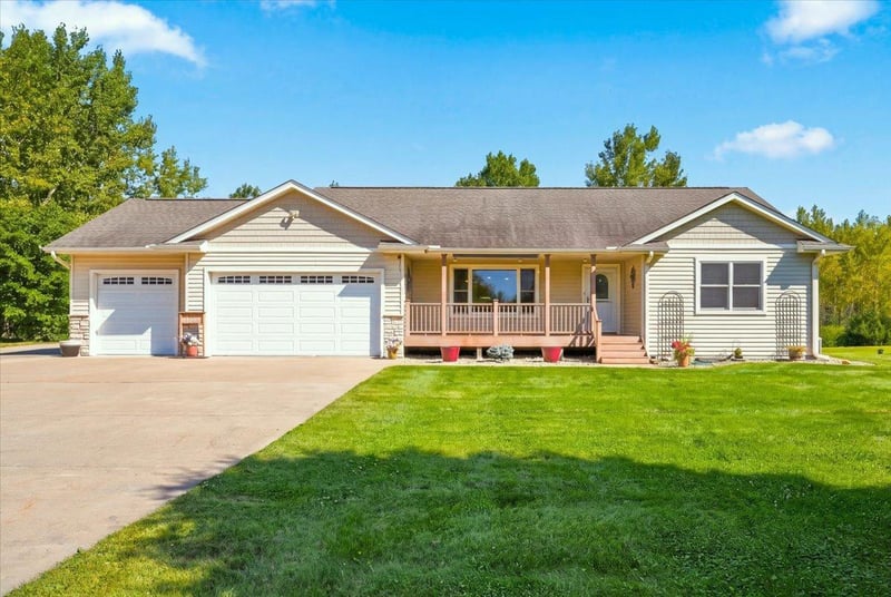 948 235th St, Dresser, WI 54009