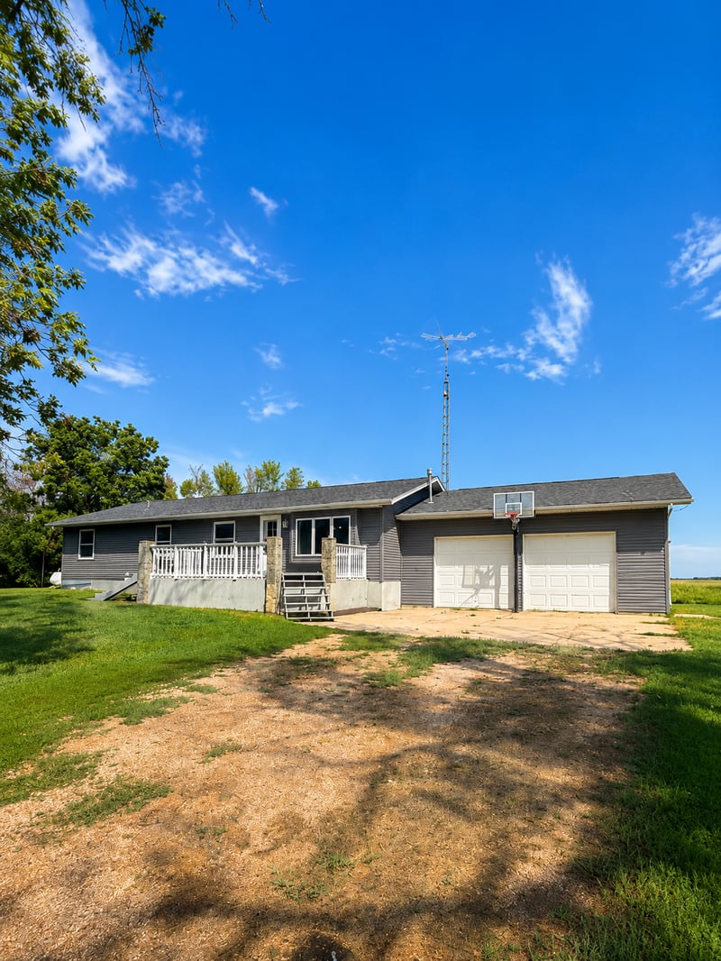 772 140th Ave, Fairmont, MN 56031