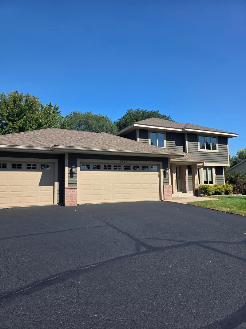 9623 161st St W, Lakeville, MN 55044