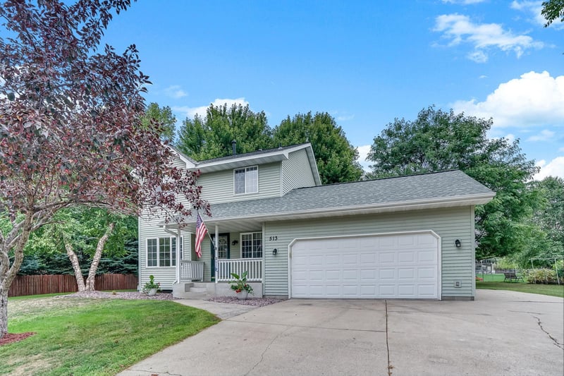 513 Maple Knoll Way NW, Saint Michael, MN 55376