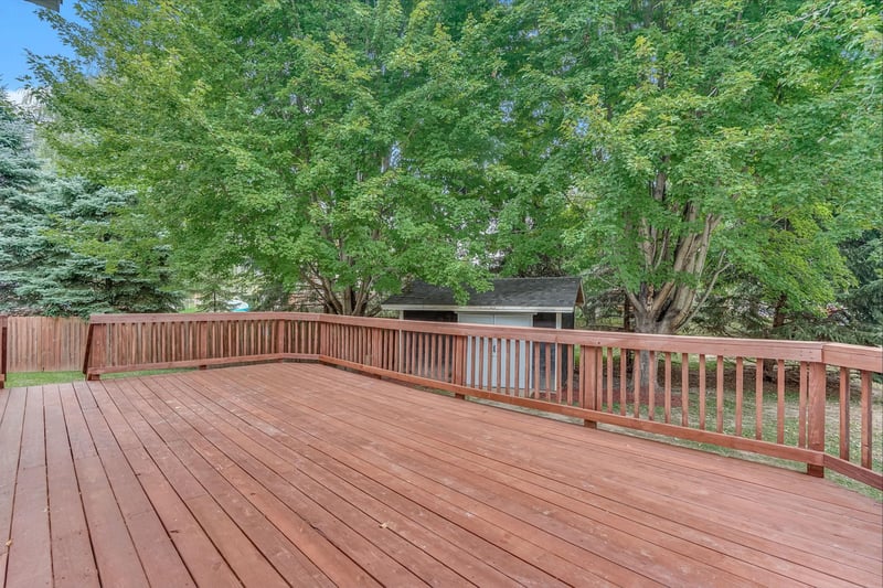 513 Maple Knoll Way NW, Saint Michael, MN 55376