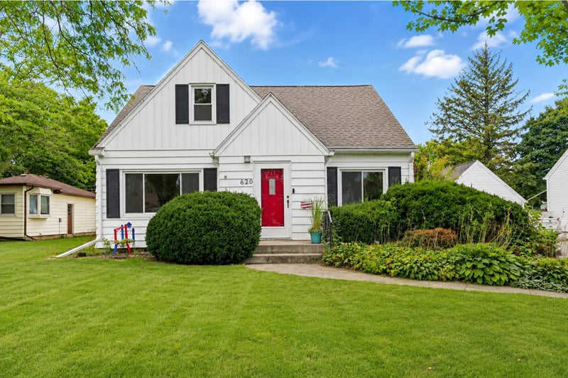 620 Truman Ave, Owatonna, MN 55060