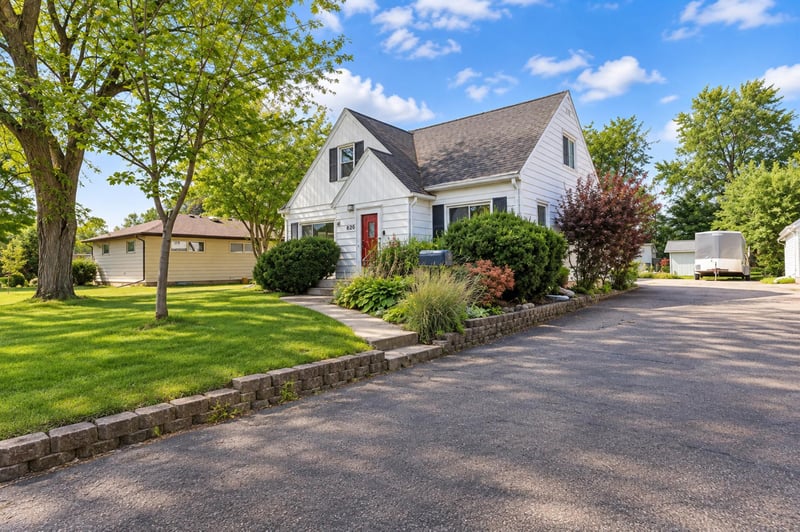 620 Truman Ave, Owatonna, MN 55060