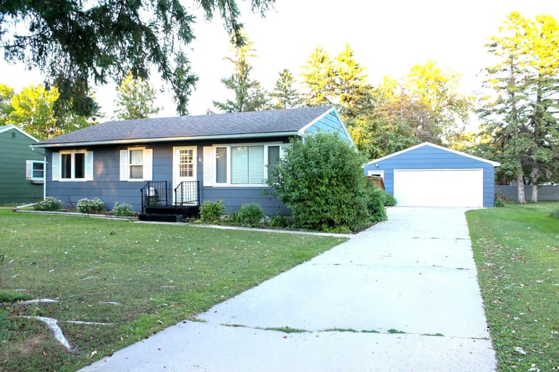 816 Foss Ave N, Fosston, MN 56542