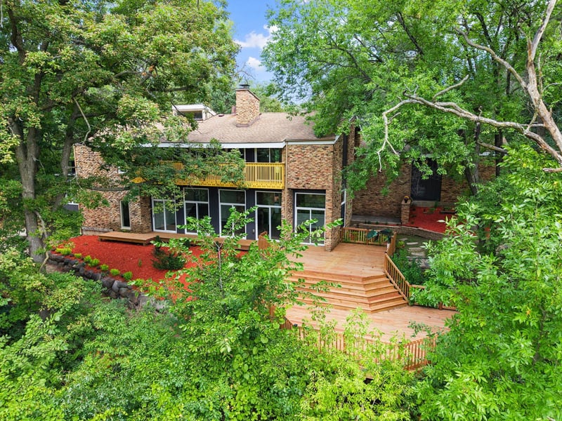 16411 Kingswood Dr, Lakeville, MN 55044