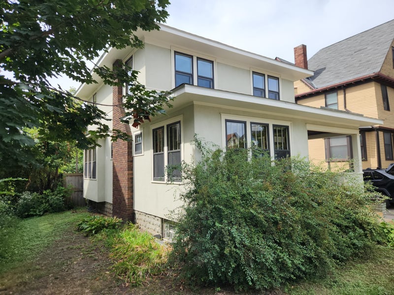 355 Bates Ave, Saint Paul, MN 55106