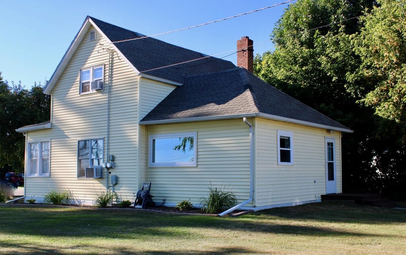 105 Hamilton Ave NE, Red Lake Falls, MN 56750