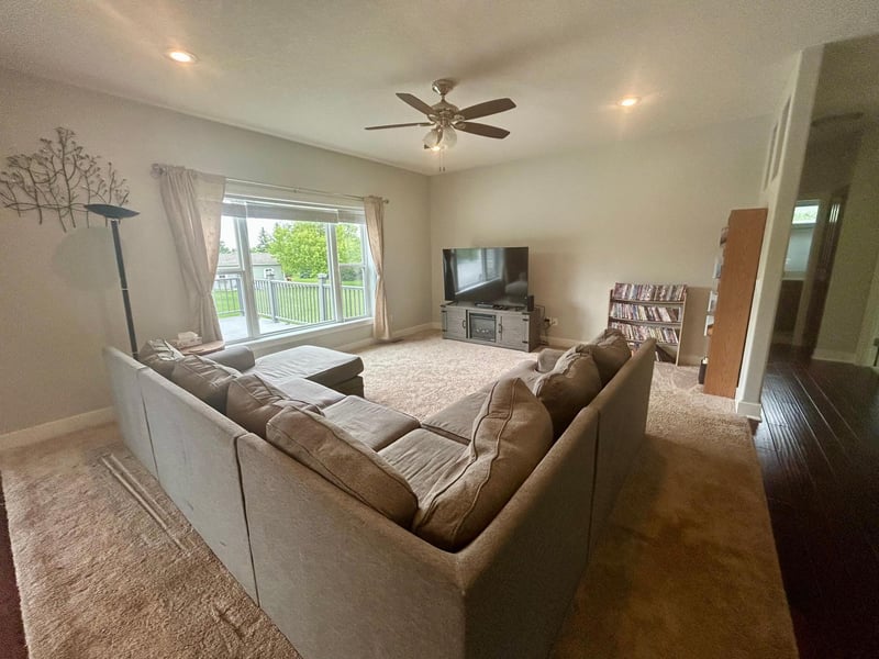 10972 255th Ave NW, Zimmerman, MN 55398