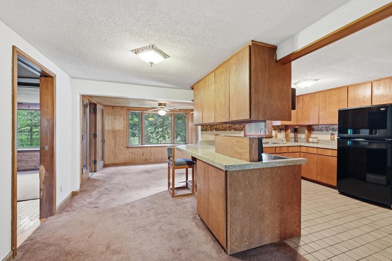 1045 Mcknight Rd S, Saint Paul, MN 55119