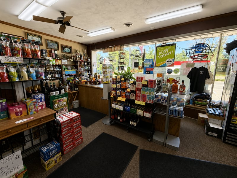 404 Main St W, New Prague, MN 56071