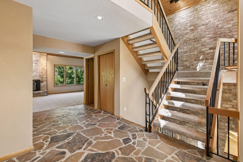 6416 Vernon Ave S, Edina, MN 55436