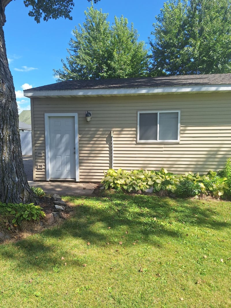 806 8th Ave SE, Austin, MN 55912