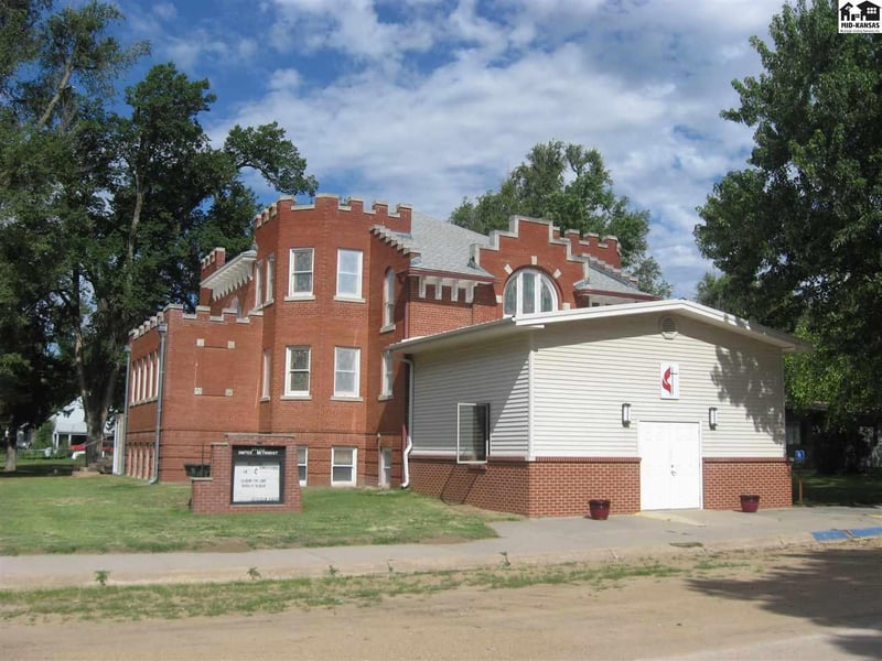 321 S Main St, Sylvia, KS 67581