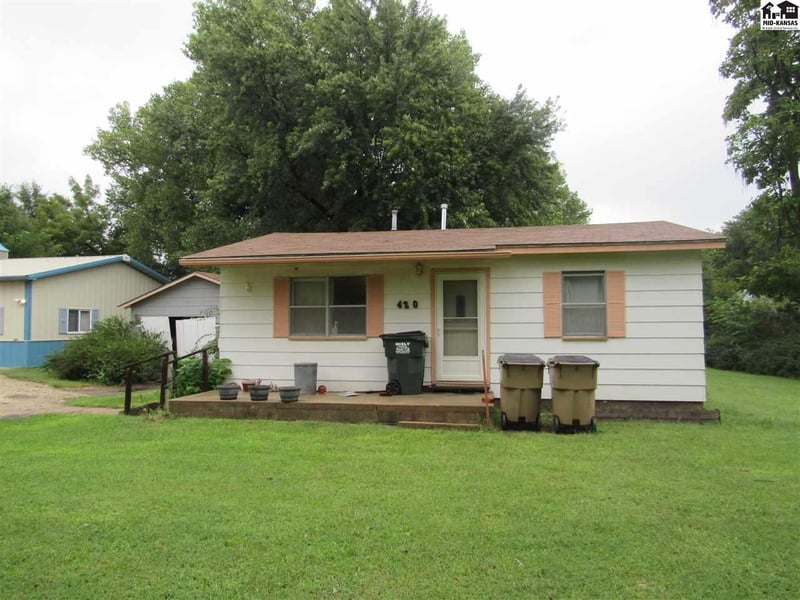 420 S Lincoln St, Arlington, KS 67514