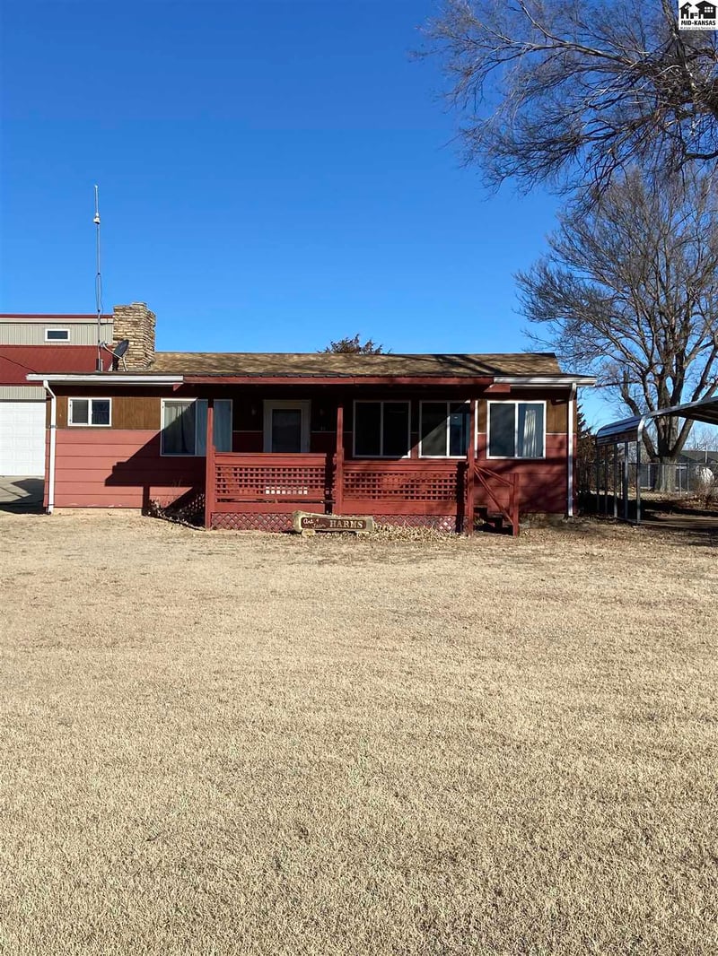 41 Shoreline Dr, Geneseo, KS 67444