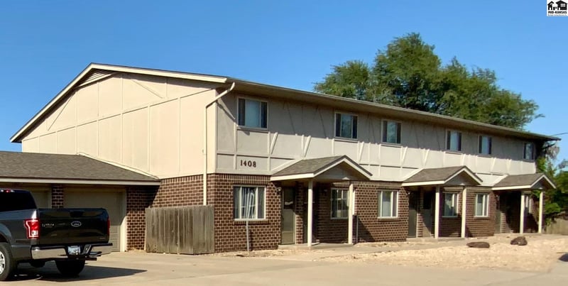 1404 - 1408 E 27th Ave, Hutchinson, KS 67502