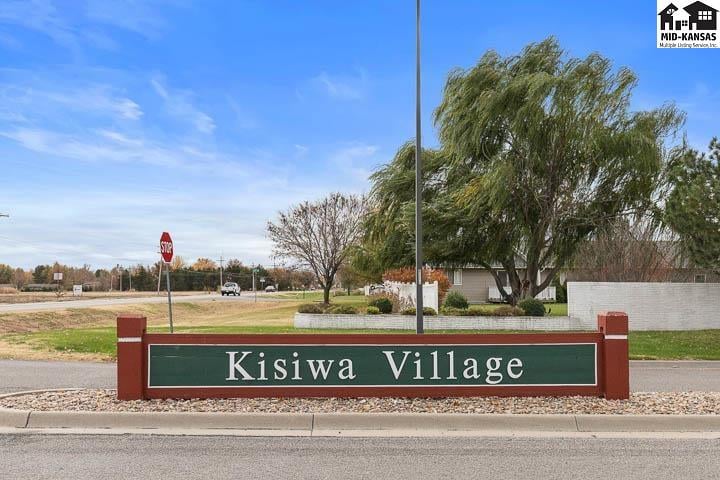 000 Kisiwa Village Rd, Hutchinson, KS 67505