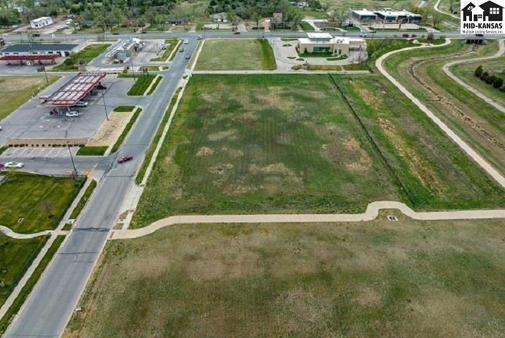 0000 Plaza East Dr, Hutchinson, KS 67502