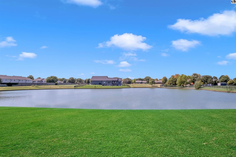 1651 Sonora Dr, Mcpherson, KS 67460