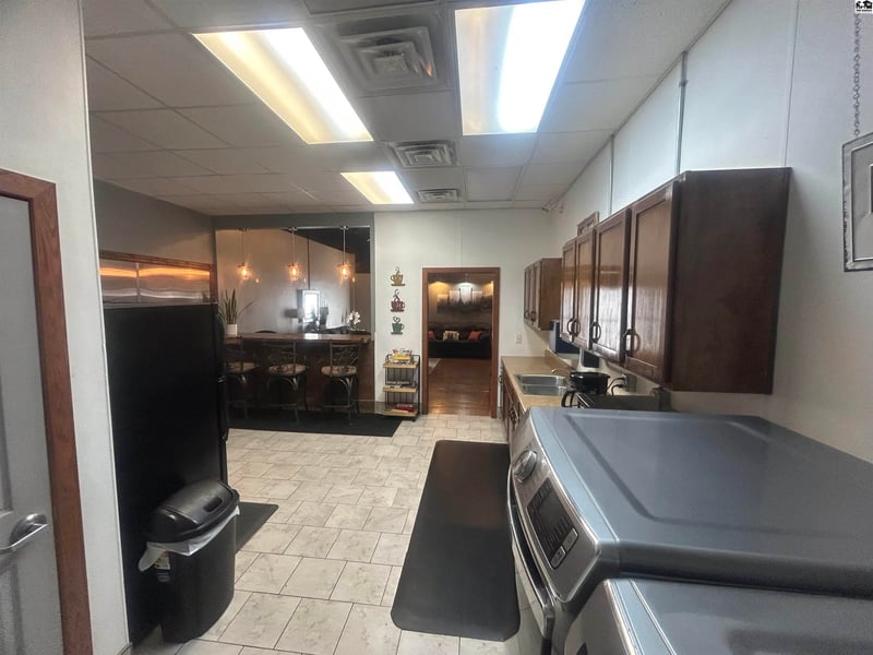 109 Kansas Ave, Haven, KS 67543