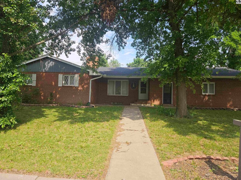 1145 Central Ave, Mcpherson, KS 67460