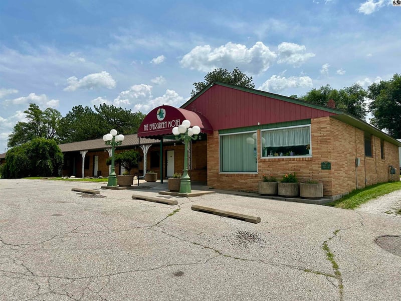 20001 Us Highway 54, Pratt, KS 67124