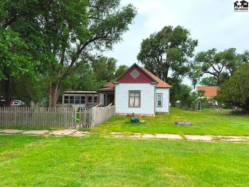 505 Main St, Lewis, KS 67552