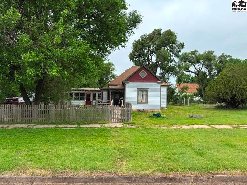 505 Main St, Lewis, KS 67552