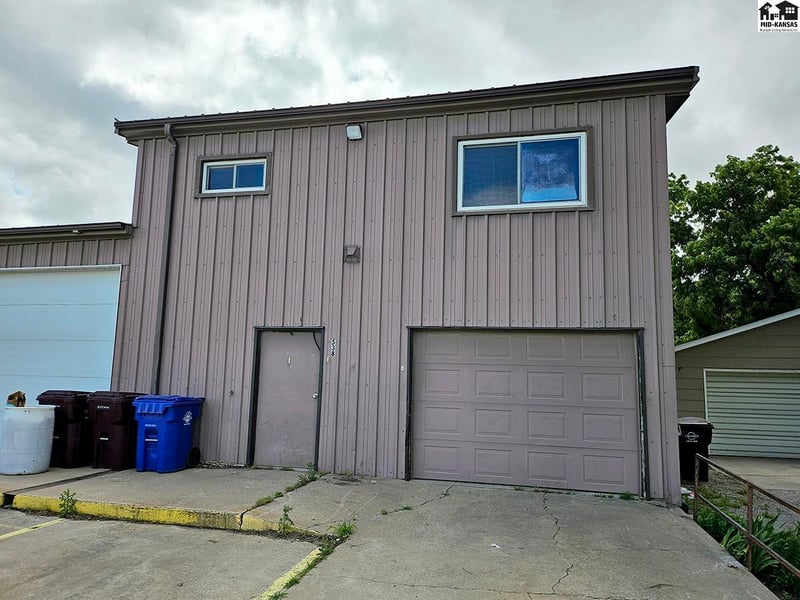 540 S Main St, Galva, KS 67443