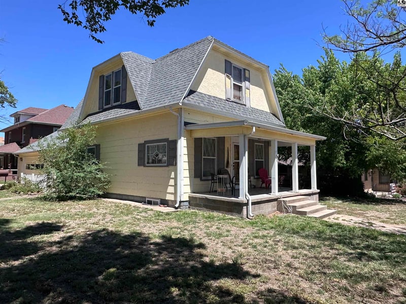 300 Main St, Pratt, KS 67124