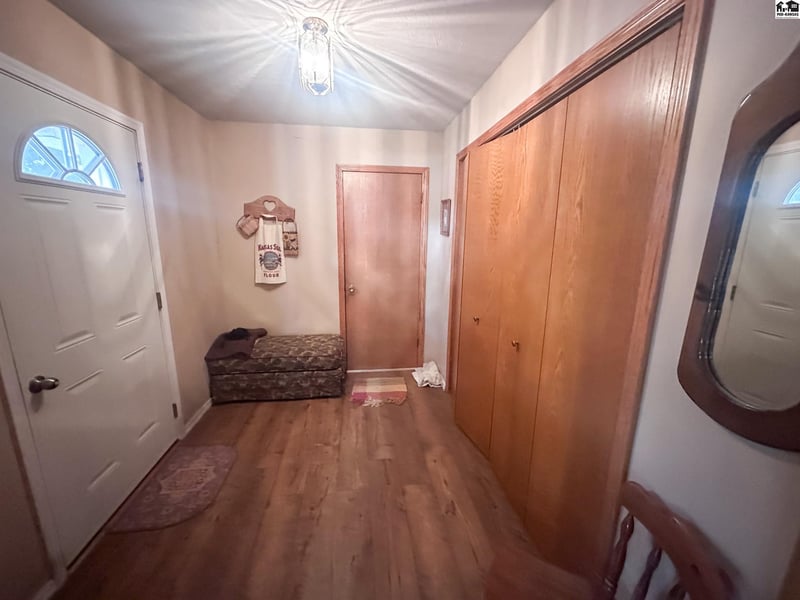 300 Main St, Pratt, KS 67124