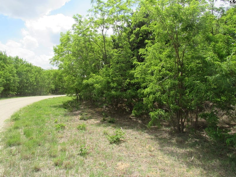 00000 East Red Tail Rd, Hutchinson, KS 67502