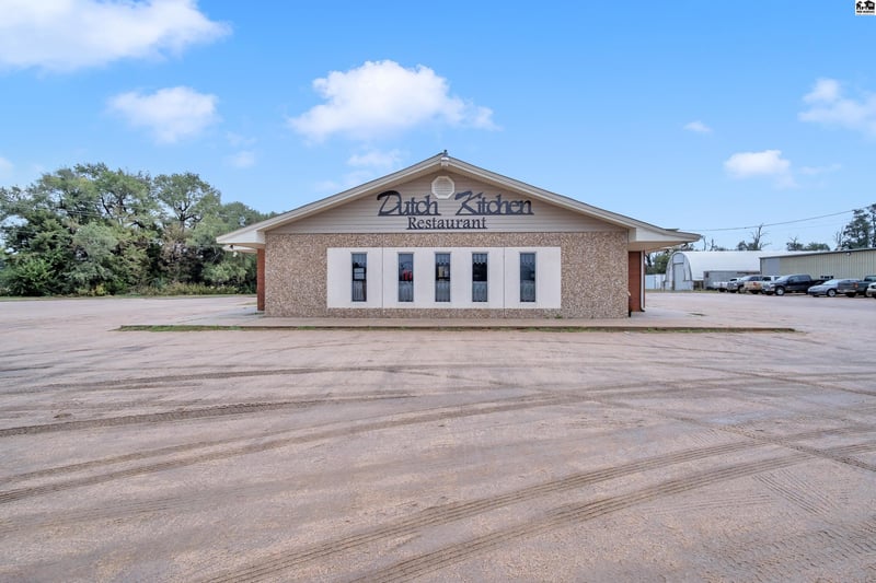 6803 Highway K61, Hutchinson, KS 67501