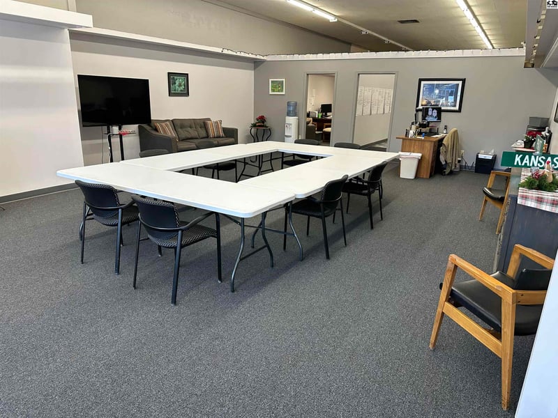 211 Main St, Pratt, KS 67124