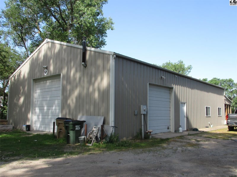 321 N Elm St, South Hutchinson, KS 67505